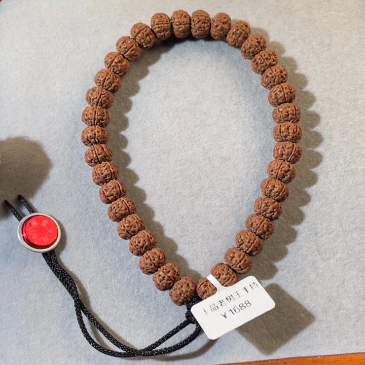 金刚菩提吊坠十品老树王手持