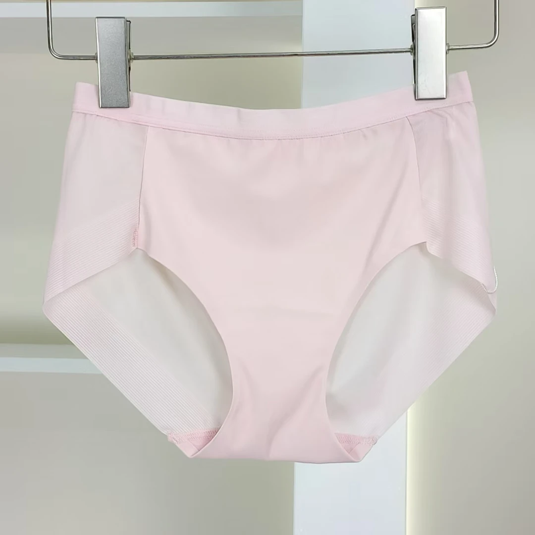 麦迪尚品【K】5050309 女士中腰轻薄柔软舒适无痕内裤短裤纯色