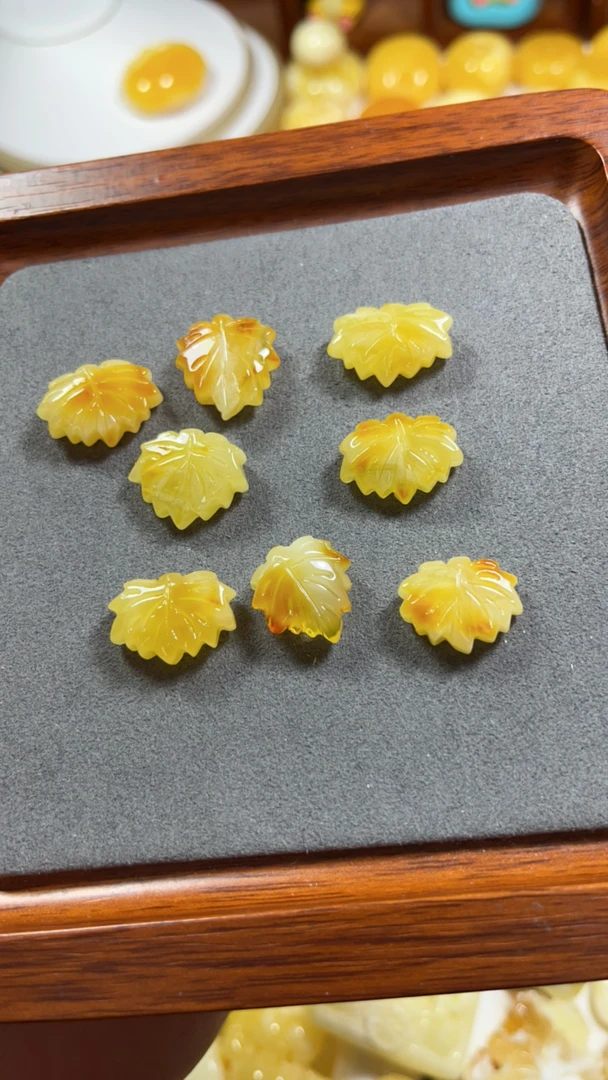 蜜蜡枫叶小提溜1