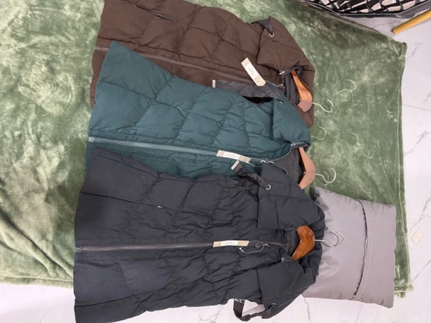 秋冬保暖8866三色时尚好看收腰松紧休闲棉马甲