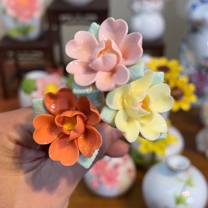 手工精致陶瓷摆件