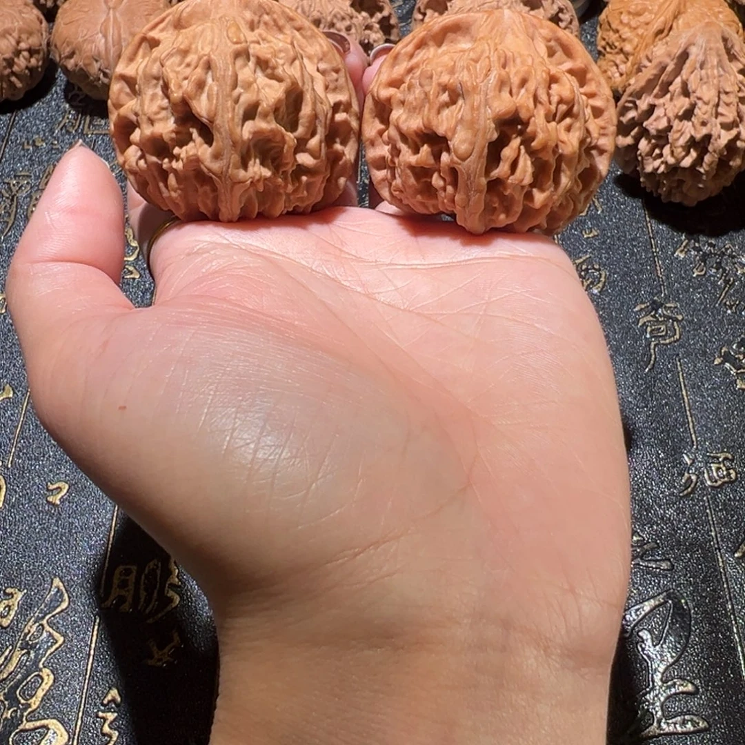 文玩核桃吊坠天地45手把件258