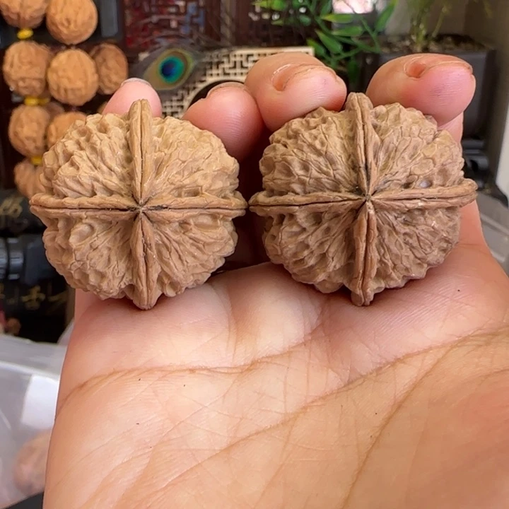 吊坠文玩核桃36饕餮四棱