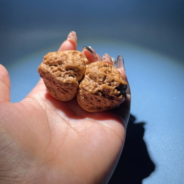 文玩核桃38尺寸三角蛙