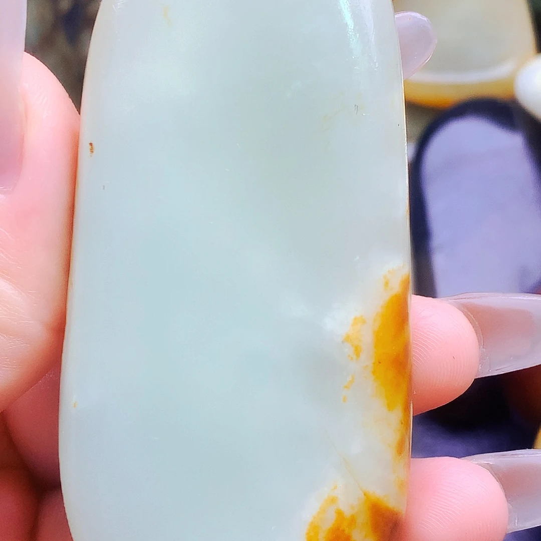 未镶嵌和田玉（糖玉）把件
