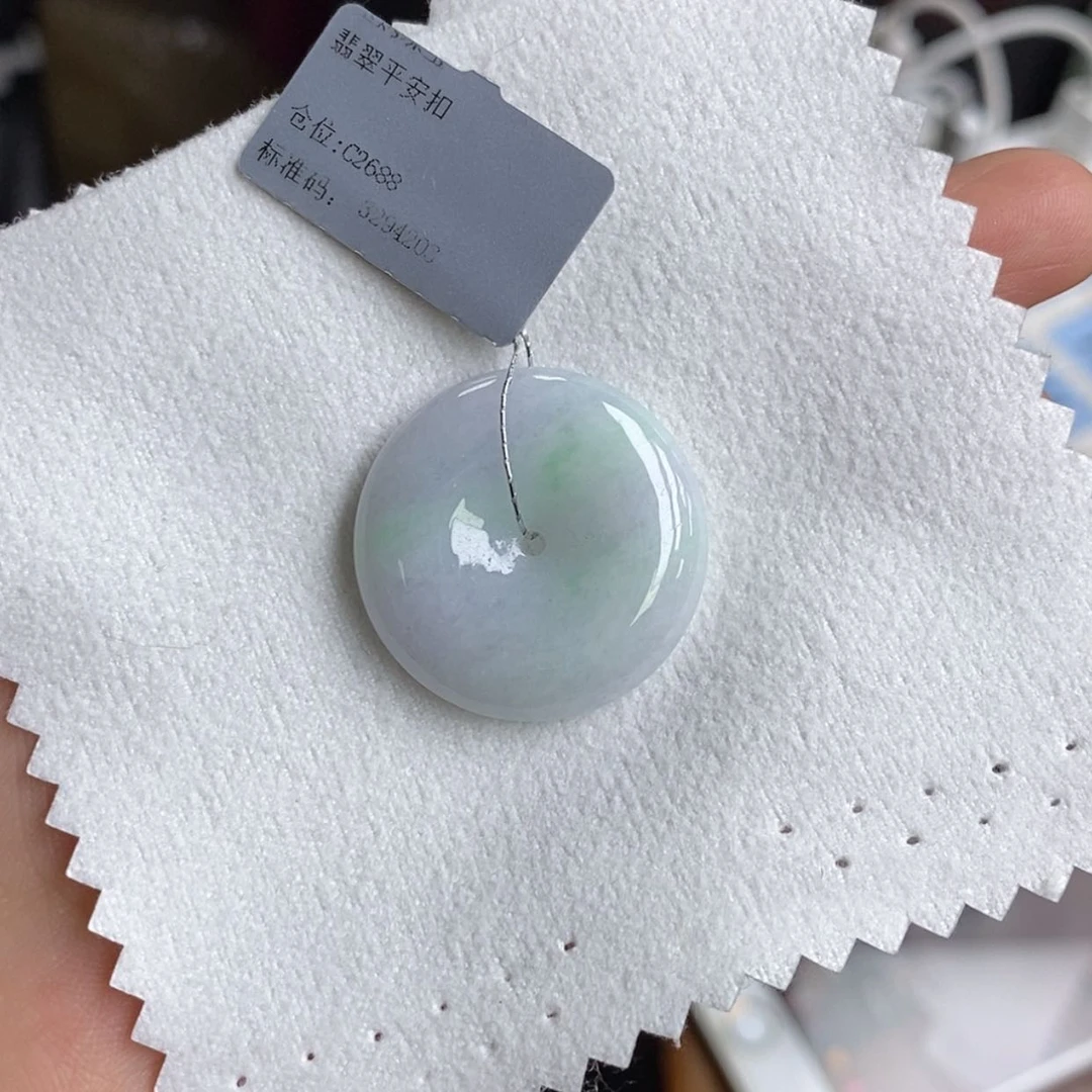 【闪购商品】翡翠颈饰未镶嵌平安扣