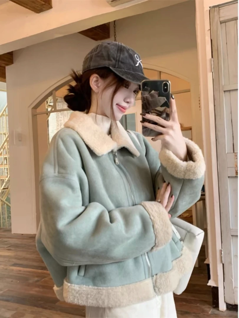 蓝色小个子羊羔毛外套女短款冬季新款加厚减龄设计感皮毛一体