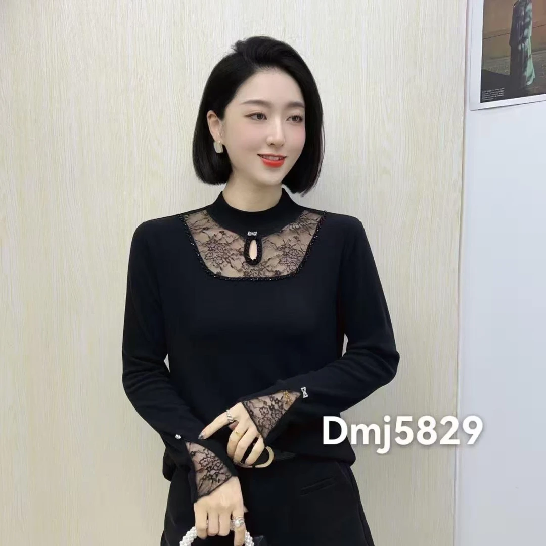 2025年冬季新款百搭时尚女士洋气重工手工钉珠半高领打底衫D5829
