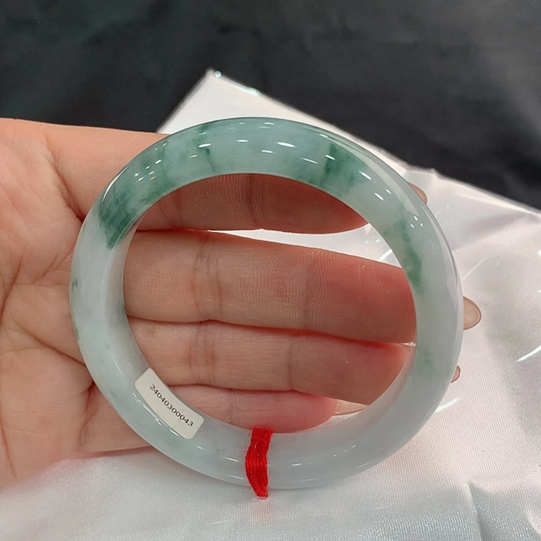 【闪购商品】翡翠手镯未镶嵌57,56/57