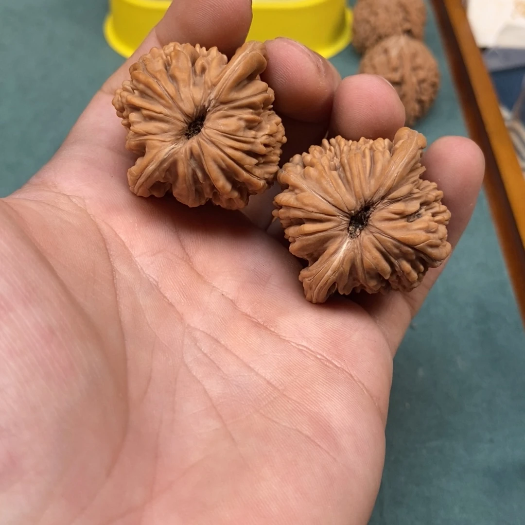 吊坠桃核全品楼子