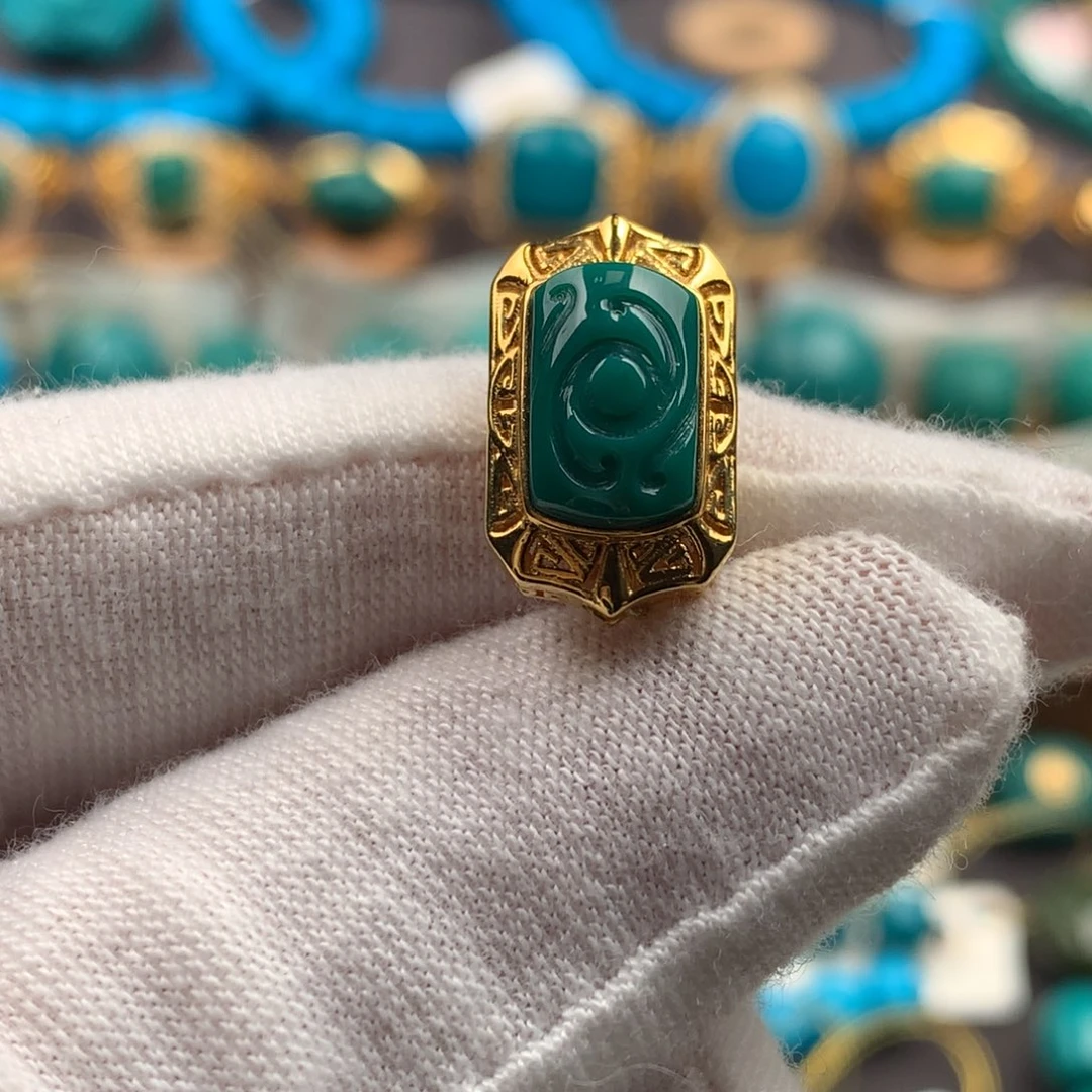 绿松石18K金镶嵌绿松石