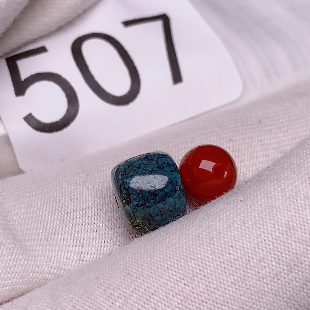 南红玛瑙未镶嵌珠宝奇石