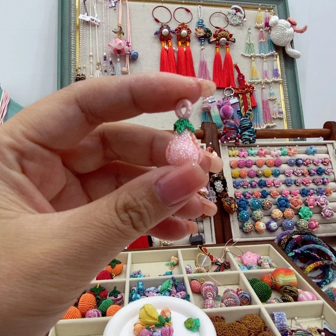 玉兰花手工编绳手工