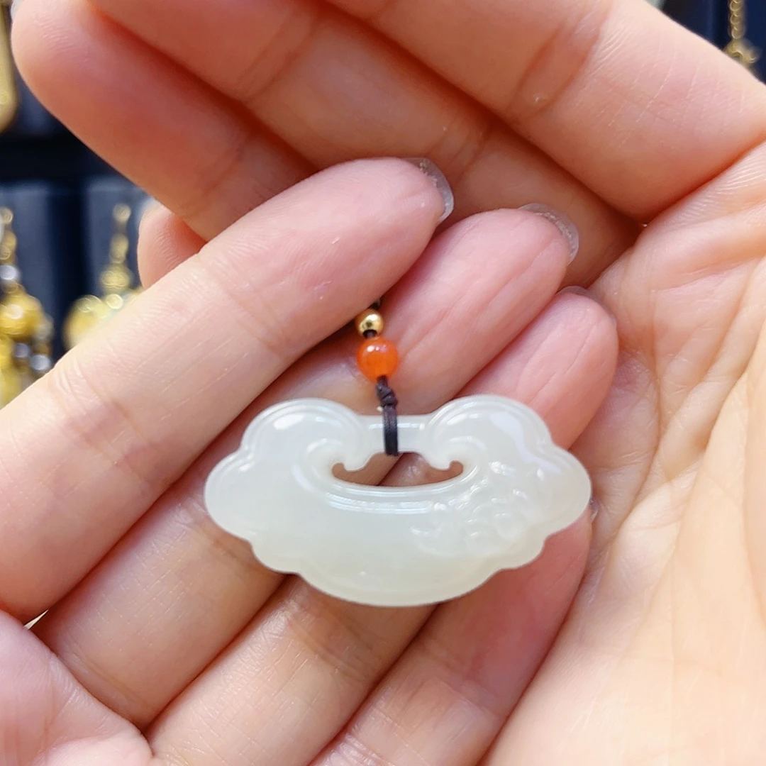 和田玉银S925镀金镶嵌颈饰