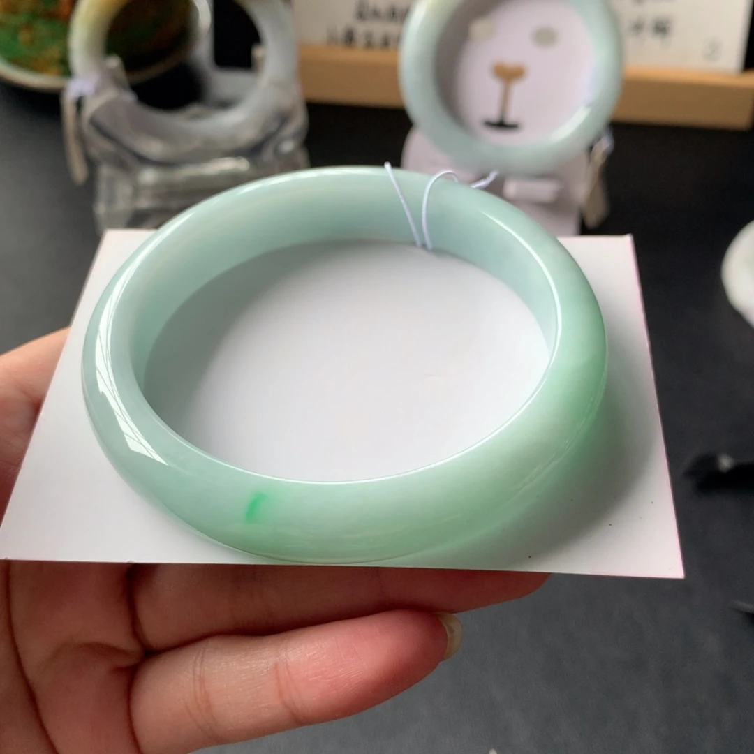 翡翠未镶嵌手镯19号48小时鉴赏期