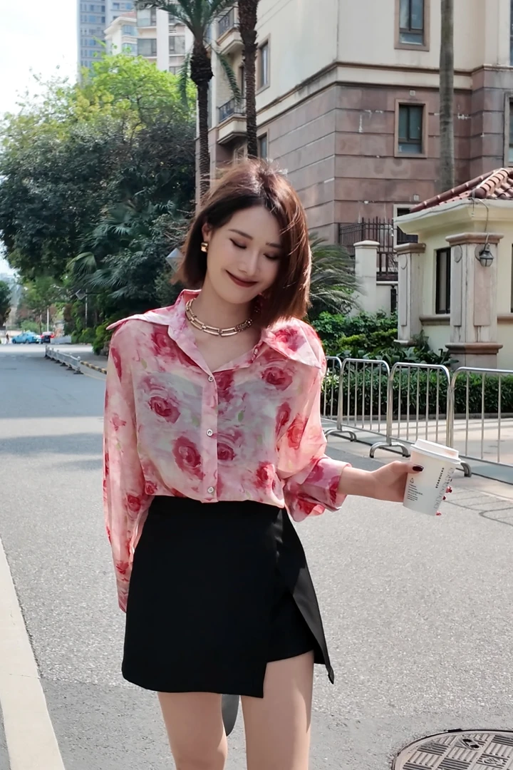 粉色花朵衬衫2025春夏复古印花港风长袖时尚中长款防晒衣休闲女装