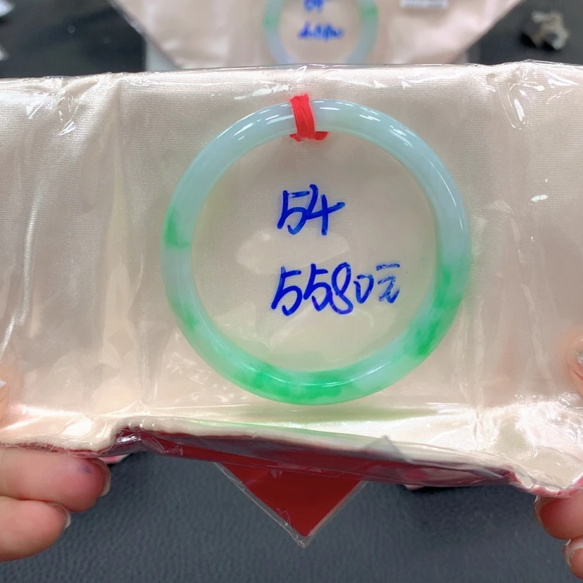 【闪购商品】翡翠手镯未镶嵌54正21号