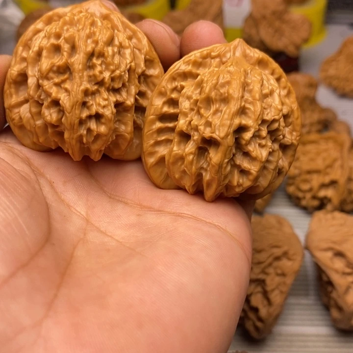 文玩核桃把件盘龙虎41