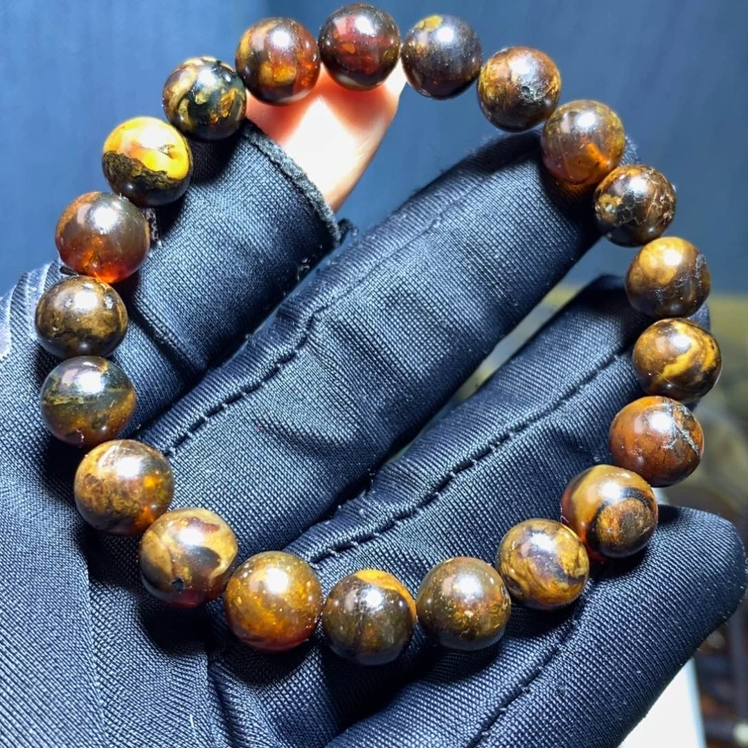 琥珀未镶嵌裸石。。。