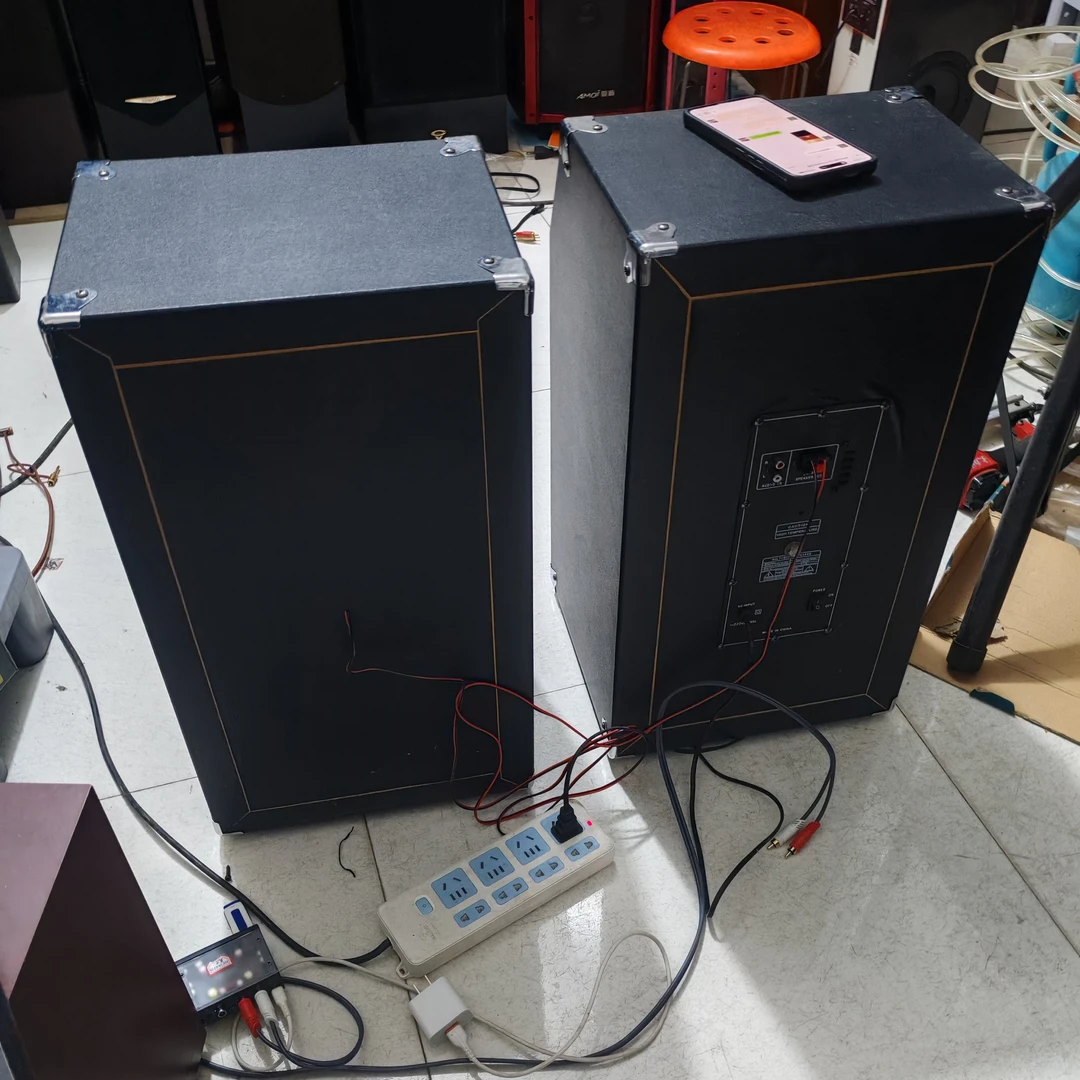 95新  不包运费10寸两分频有源音箱可以插u盘连蓝牙工作正常