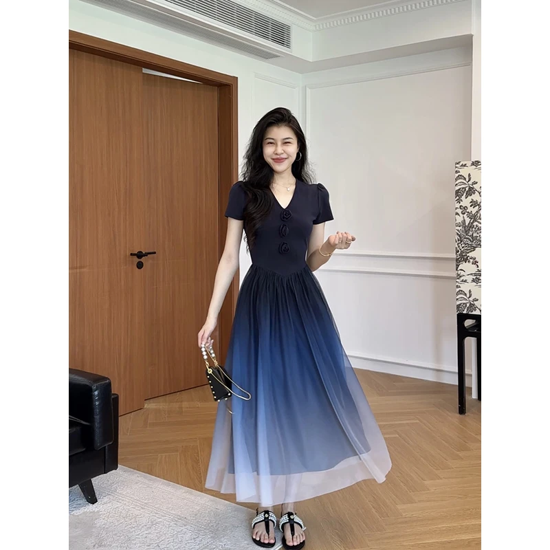 张阿星【蓝色妖姬】渐变蓝冷艳美人法式仙气收腰V领透气高腰连衣裙