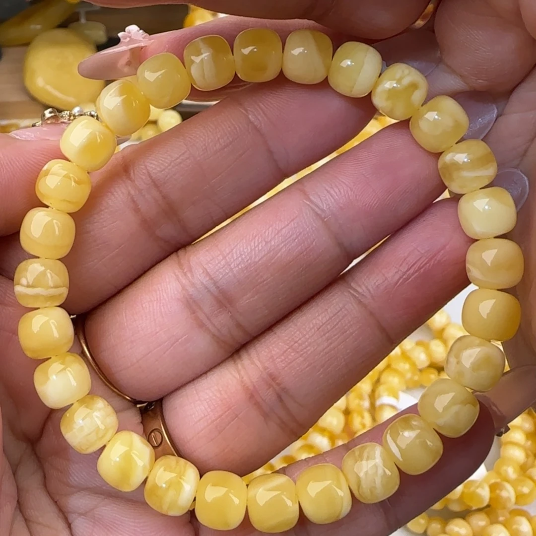 蜜蜡未镶嵌手串妖白花老型手串