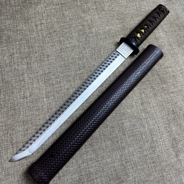 3018 龙泉昊天宝剑高锰钢唐横刀未开刃