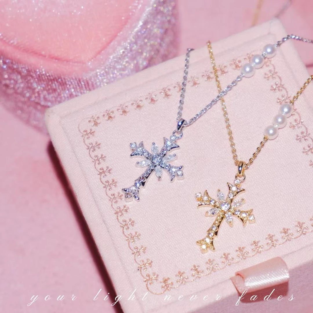 钛钢锆石项链 神女的祈祷～ 美式辣妹秋冬珍珠十字架项链