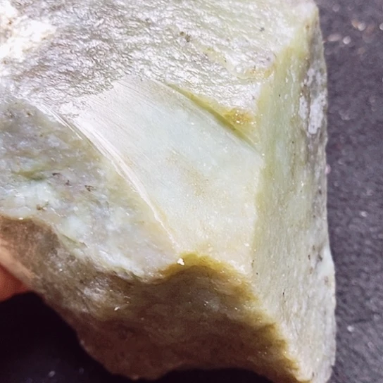 和田玉（糖玉）未镶嵌珠宝半成品