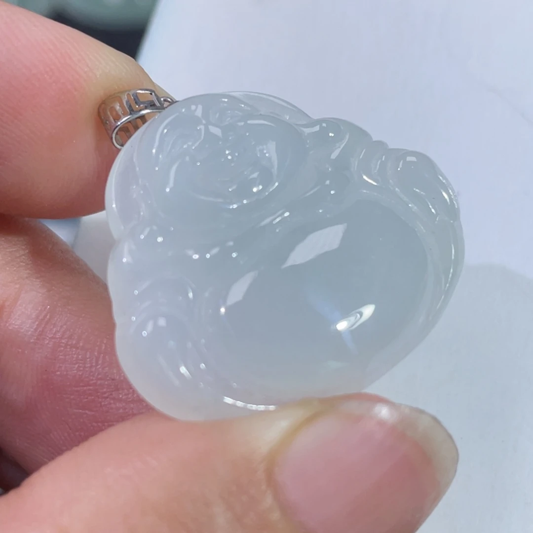 翡翠18K金镶嵌颈饰佛公