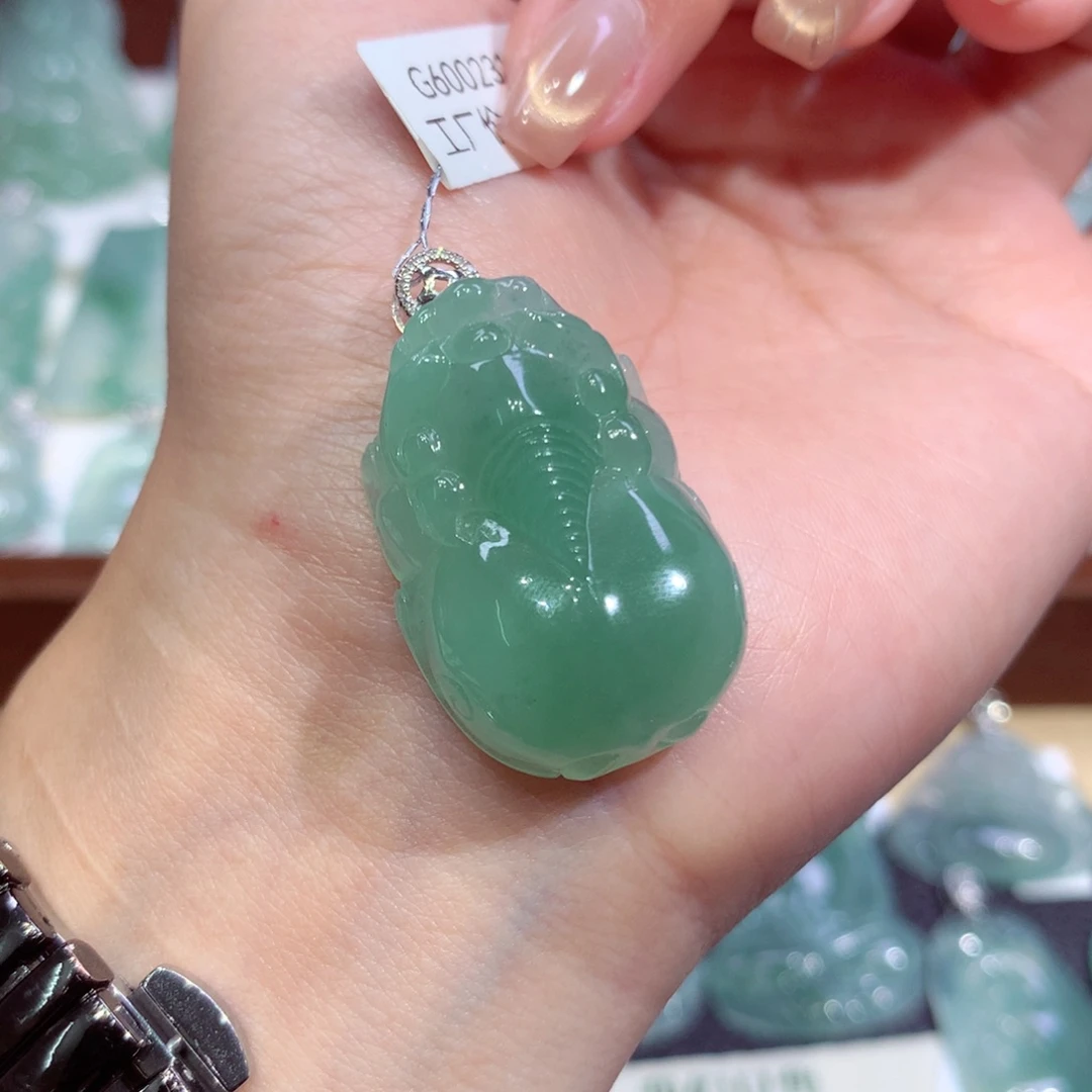 吊坠(不含链)18K金镶嵌翡翠