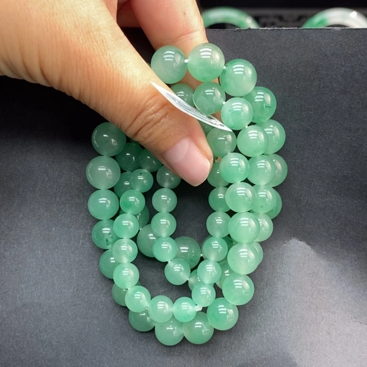瑾***石英质玉未镶嵌颈饰
