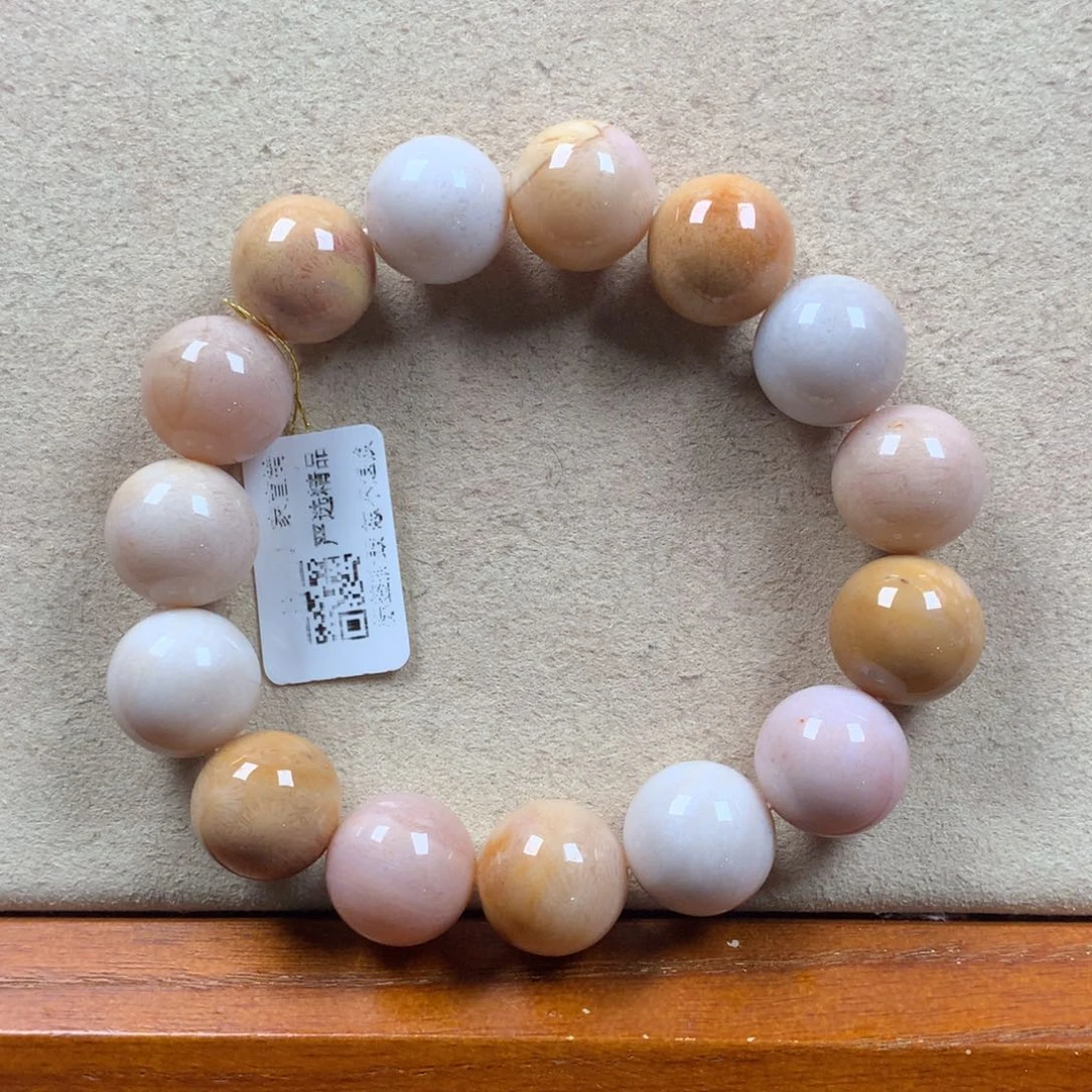 未镶嵌虫纹14mm手串88/个。10硅化珊瑚（珊瑚玉）