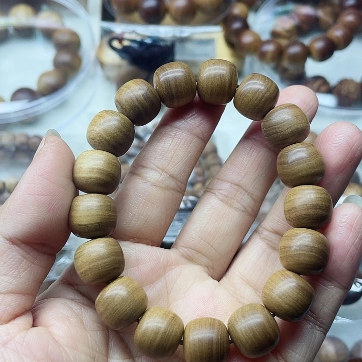 檀香木雨*老山檀香1213老型珠微瑕处理