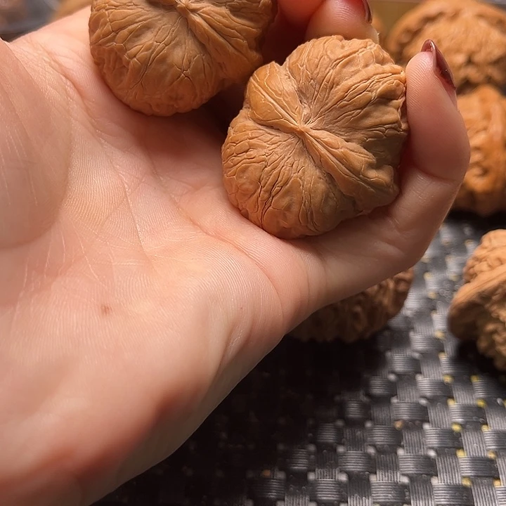 D*n文玩核桃把件41元宝