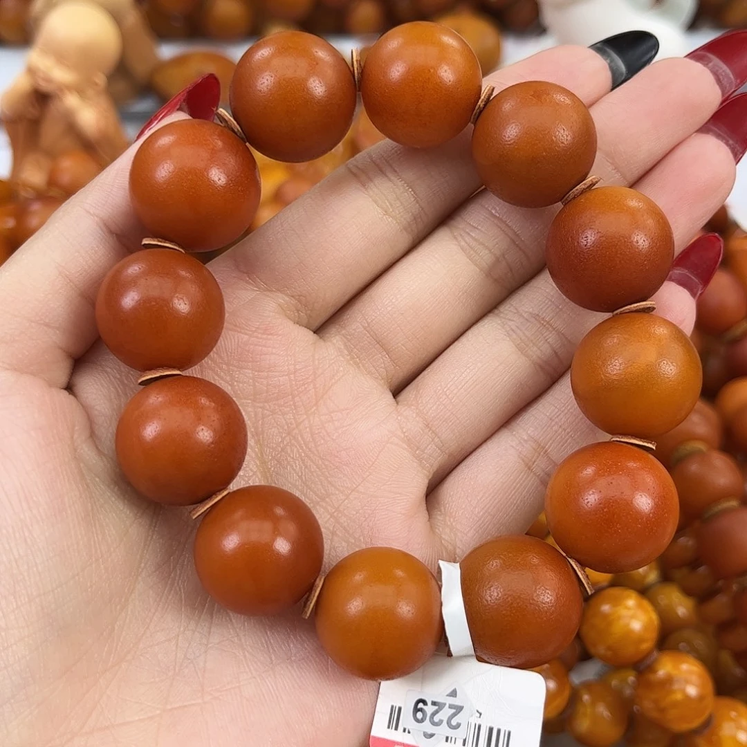 琥珀颈饰未镶嵌蜜蜡