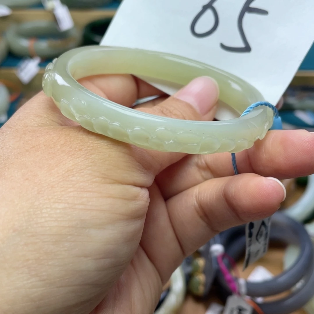 未镶嵌手镯和田玉圈口54