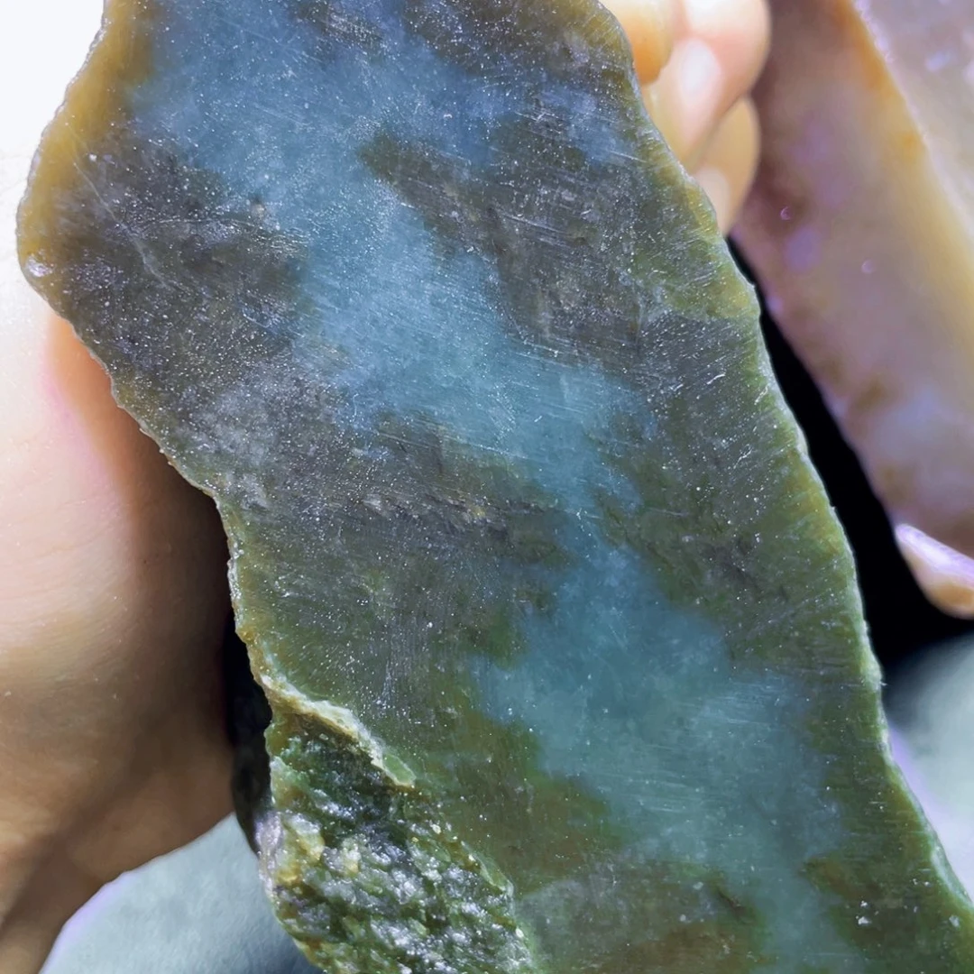 和田玉未镶嵌珠宝半成品