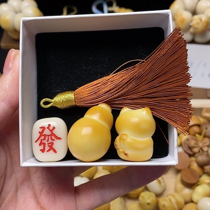 M***i吊坠菩提根/象牙果