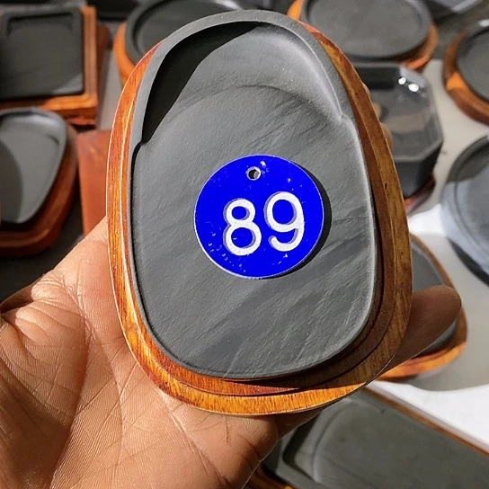 e****歙砚            89
