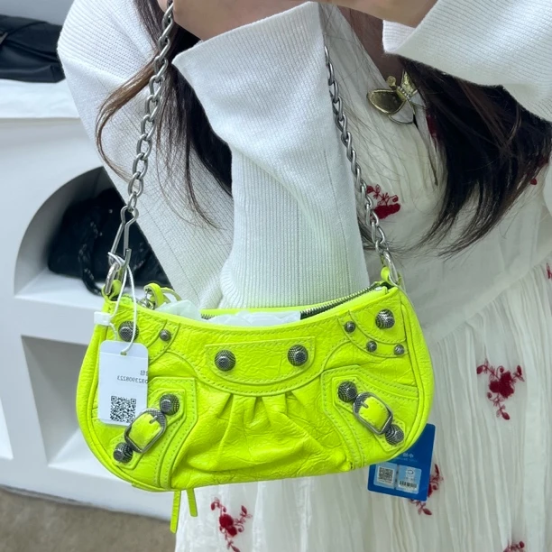 95新 Balenciaga/巴黎世家 银光绿单肩机车包腋下包街头潮流拉链