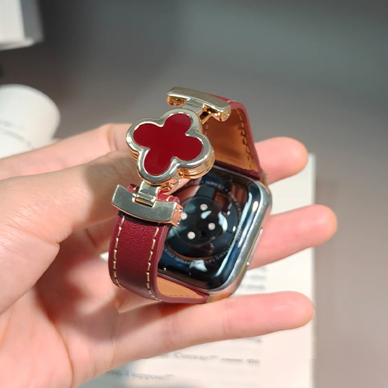 适用苹果手表iwatchs11新款四叶草皮质se高级感女款红色表带磁吸9