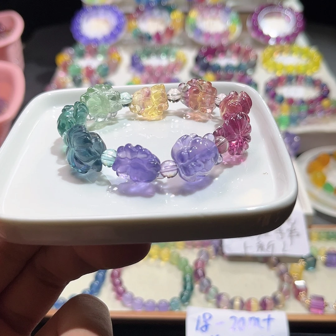 萤石未镶嵌手串彩虹渐变九尾狐