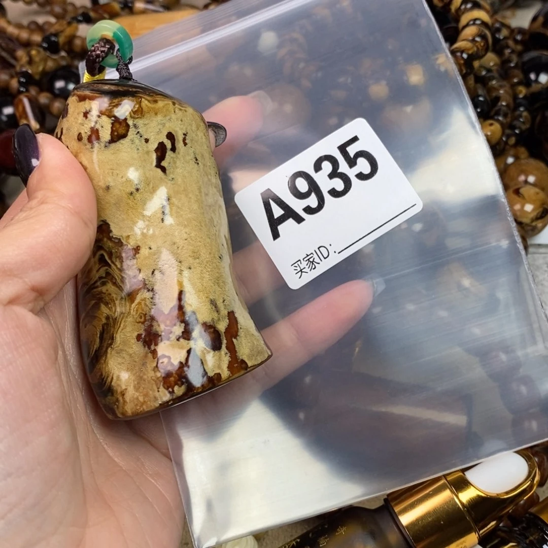 东***丰橄榄核手串/手链精品