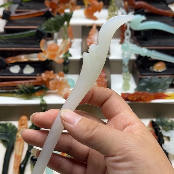 蛇纹石玉未镶嵌岫玉发簪