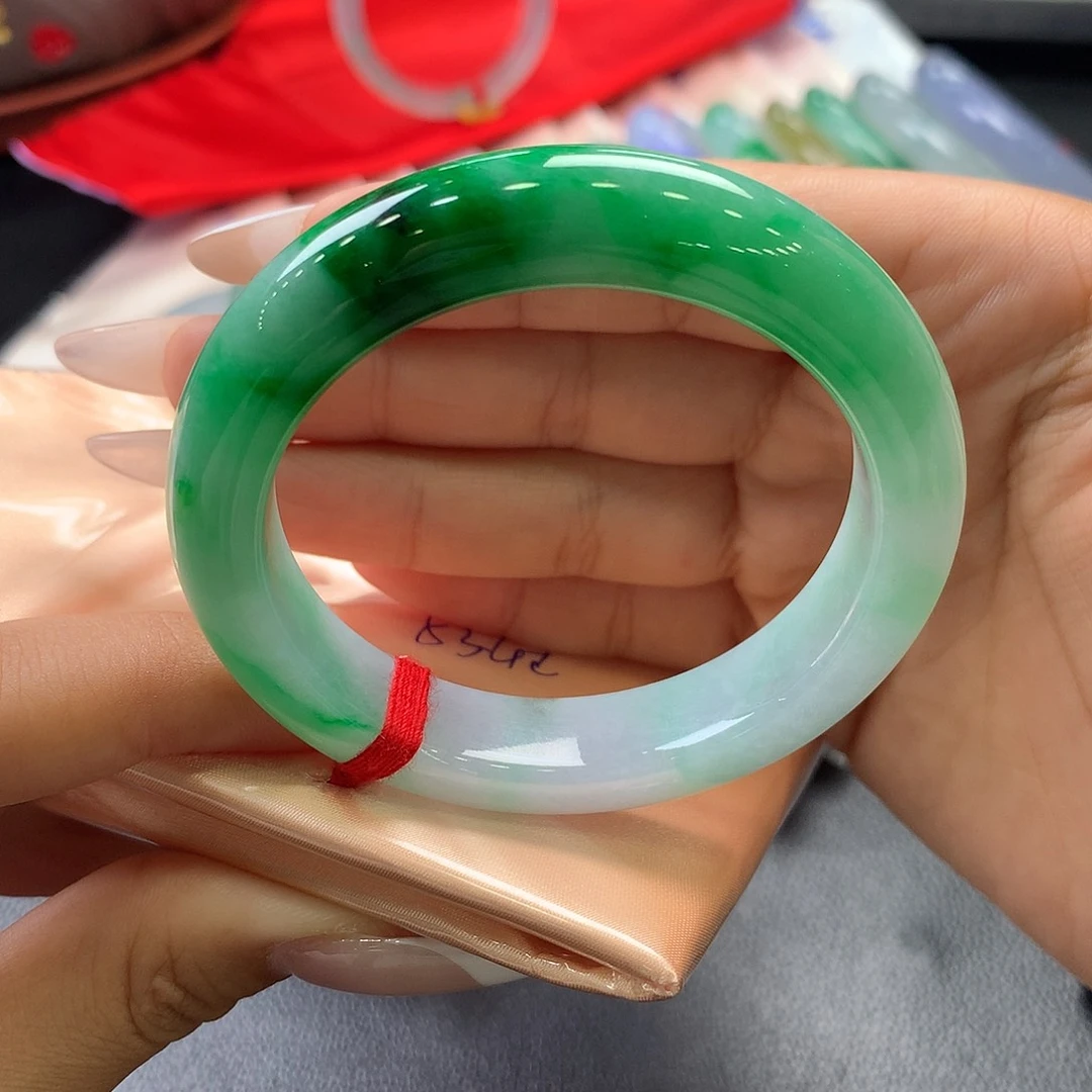 翡翠手镯未镶嵌26号