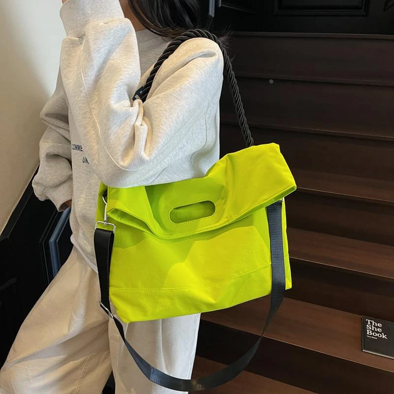 休闲尼龙布大容量手提包新款简约小众折叠托特包通勤高级感单肩包