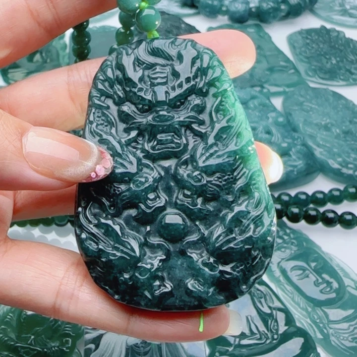 翡翠未镶嵌颈饰多样性发货天然A货翡翠