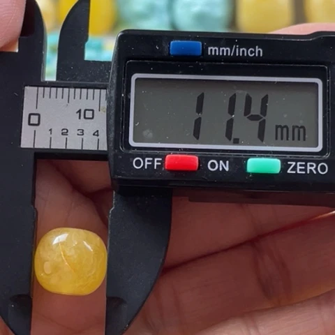 【闪购商品】未镶嵌蜜蜡裸石21杂