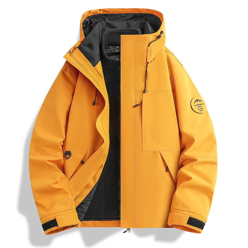 情侣款户外防风防水可拆卸三合一冲锋衣秋冬西藏登山旅游宽松外套